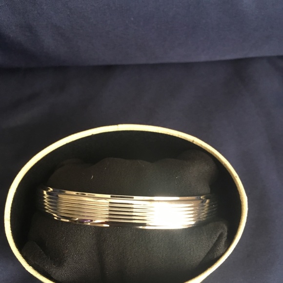 Links London Limited Edition Clinique Bracelet - Picture 2 of 2